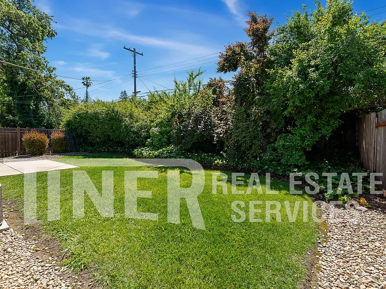 6000 Coyle Ave — Photo 24