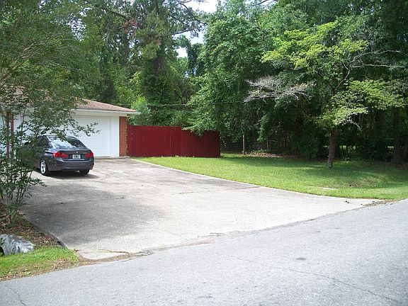 Side Entry To Garage Area  