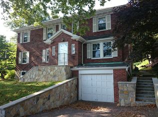 158 Shaw Rd, Brookline, MA 02467