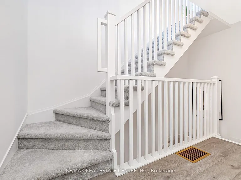 1121 Cooke Blvd #28 — Photo 18