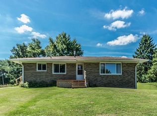 8953 Island Lake Rd, Dexter, MI 48130