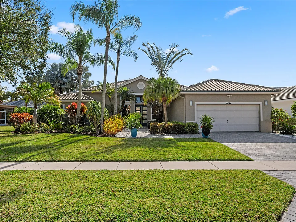 4841 Exeter Estate Ln