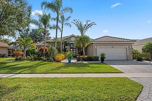 4841 Exeter Estate Ln Photo 1