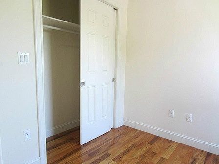2nd image of 356 State St #Oc