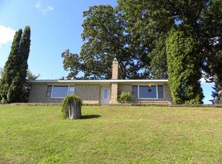 60410 Klett Dr, Decatur, MI 49045