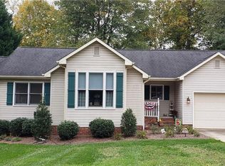 5302 Nantucket Rd, Greensboro, NC 27455