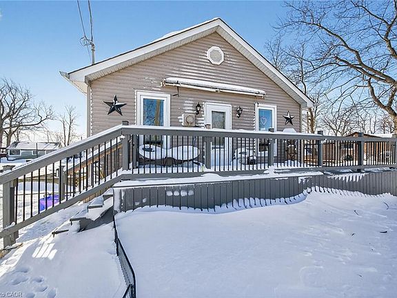 5th image of 1040 Lakeshore Rd