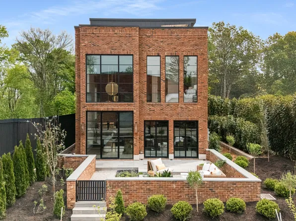 1302 Pillow St, Nashville, TN 37203