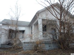 612 N Ewing St, Seymour, IN 47274