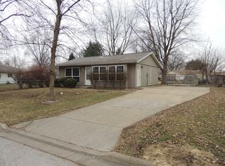 303 Waverly Dr, Normal, IL 61761