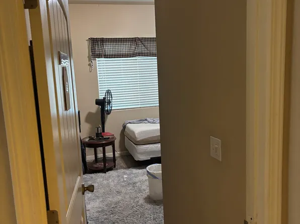 5287 N Tisha Ave, Fresno, CA 93723