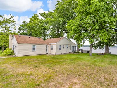 8370 Horton Beach Rd, Manitou Beach, MI, 49253