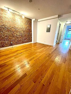 1st image of 137 14th St APT 3