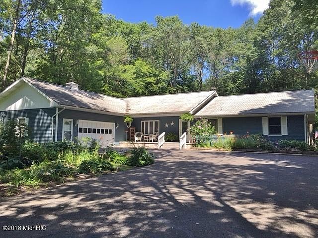1st image of 19378 Golfview Dr
