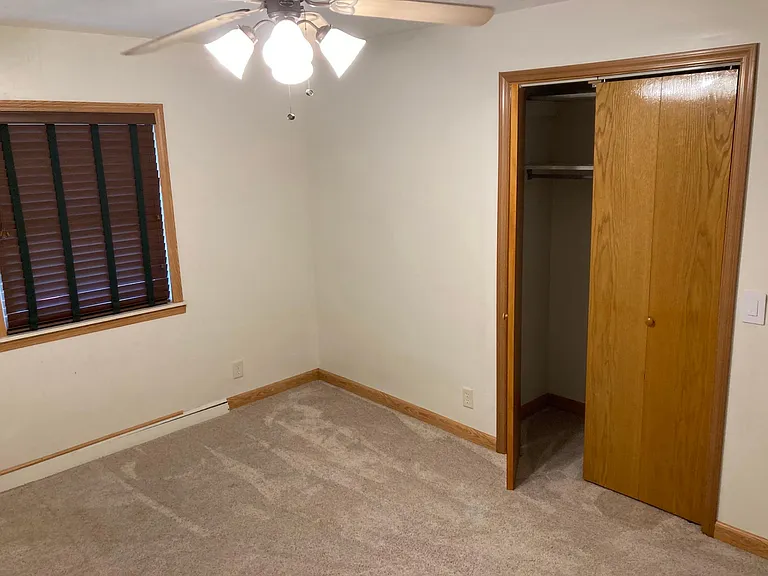 115 E Pine Ave — Photo 3