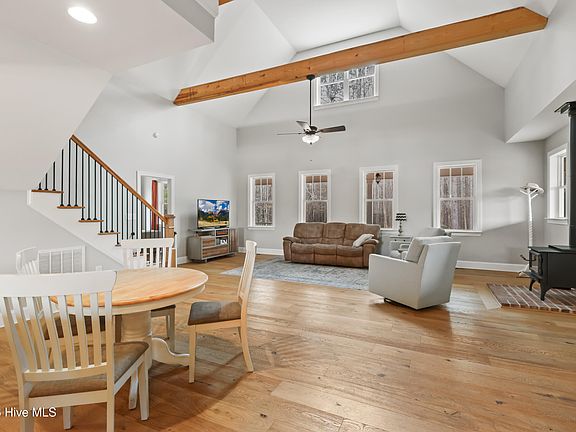 4th image of 100 Shartree Farms Lane