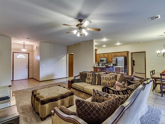 5th image of 8513 SW 39th St