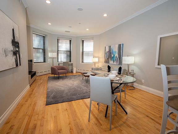 4th image of 24 E 38th St #1