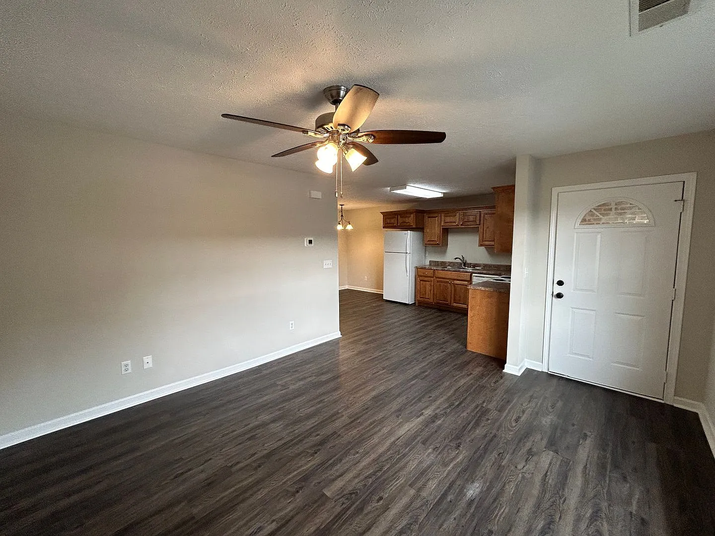 Williams Rd. Apartments — Photo 2