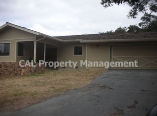 17611 Moro Rd, Salinas, CA 93907