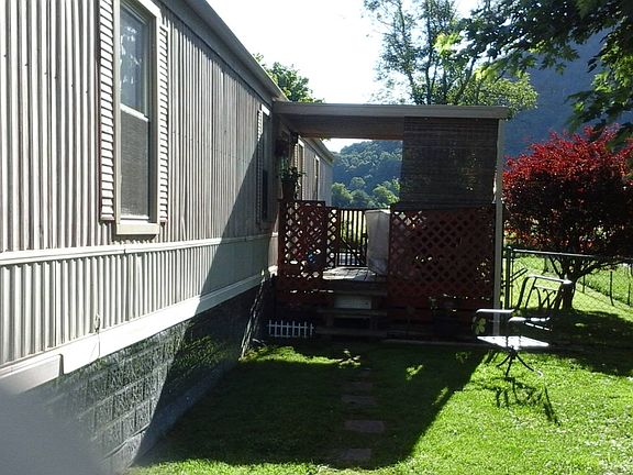 4th image of 324 Pink Dogwood Cir