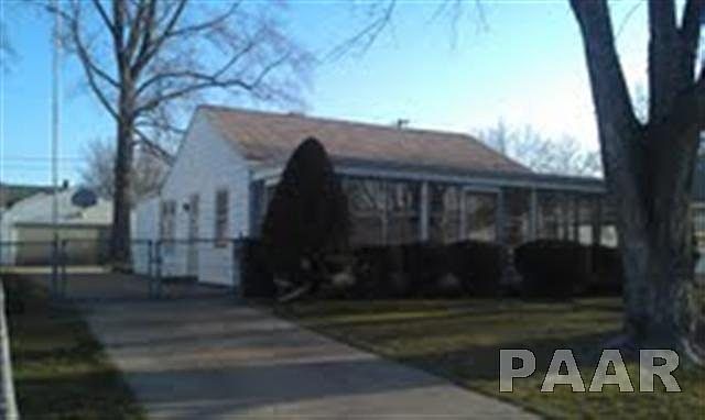 1st image of 1021 E Wilson Ave
