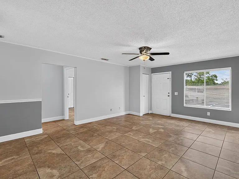 12310 Tavares Ridge Ct — Photo 6