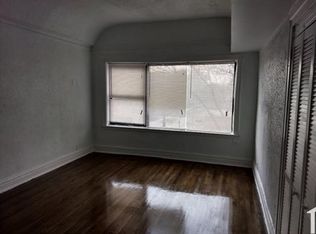 7749 S Yates Blvd FLOOR 2, Chicago, IL 60649