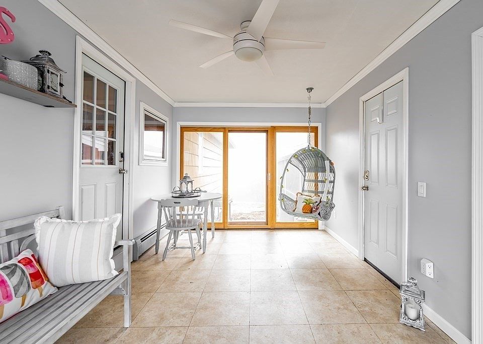 1358 Amostown Rd, West Springfield, MA 01089 Zillow