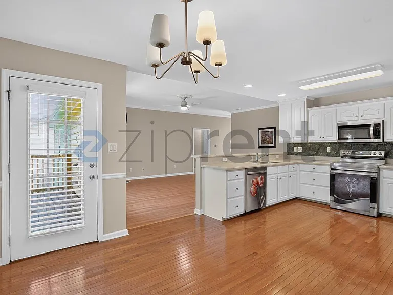861 McCart Rd — Photo 13
