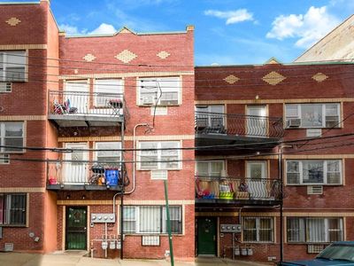 186 W 168th Street, Bronx, NY, 10452