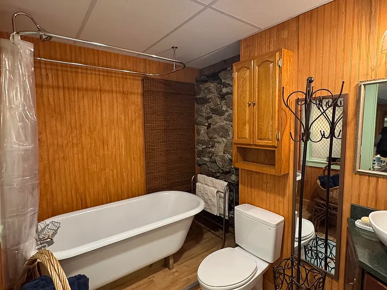 529 Valley Rd — Photo 28