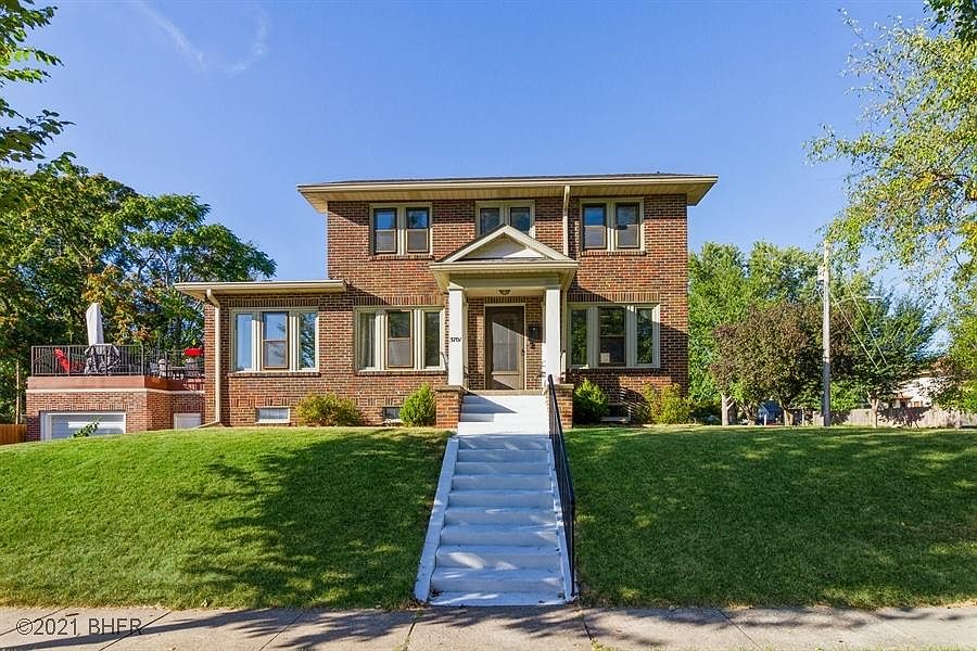 3701 Kingman Blvd, Des Moines, IA 50311 Zillow