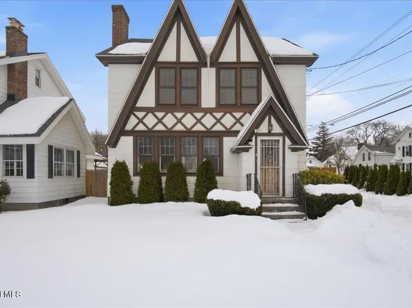 2 East Boulevard, Gloversville, NY 12078