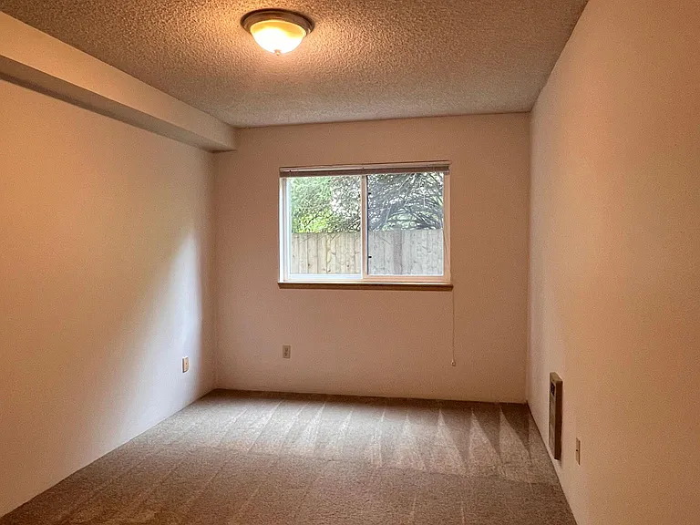 10522 Lake City Way NE #104 — Photo 7