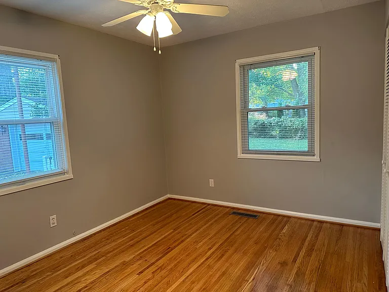 3104 Lynnwood Way — Photo 7
