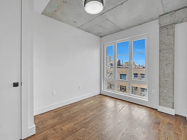 31-44 37th St #3G — Photo 8
