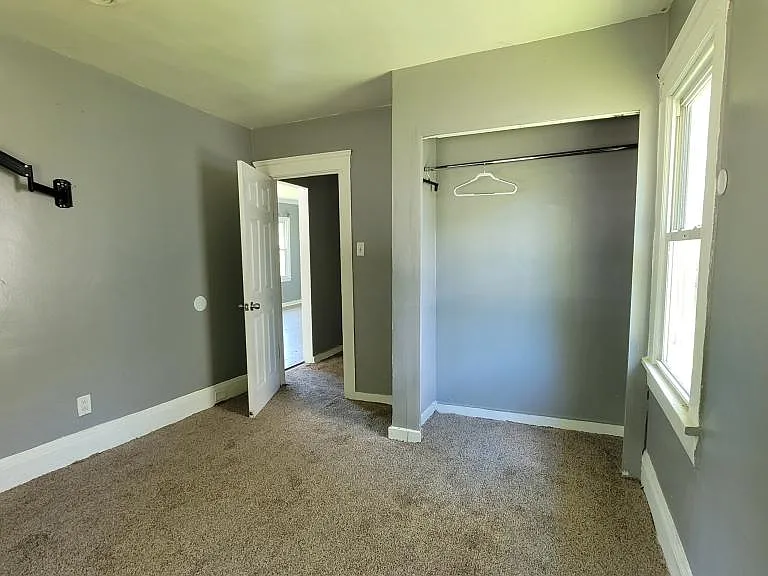 15205 Lincoln Ave — Photo 19