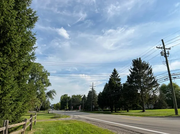 4953 Clintonville Rd, Clarkston, MI 48346