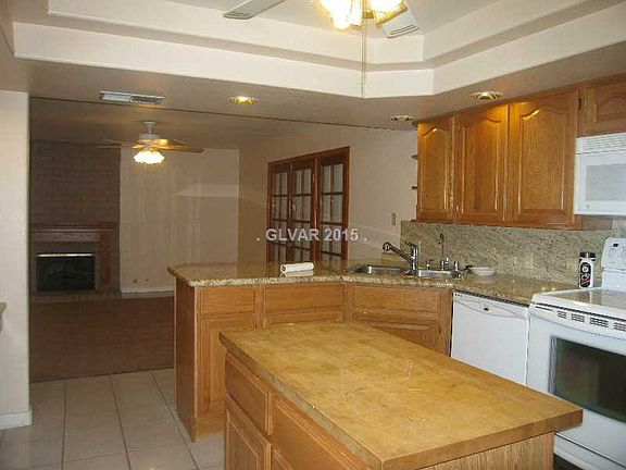 4th image of 1533 Irene Dr