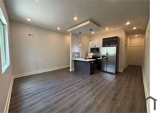 5th image of 2121 N 7th St #2