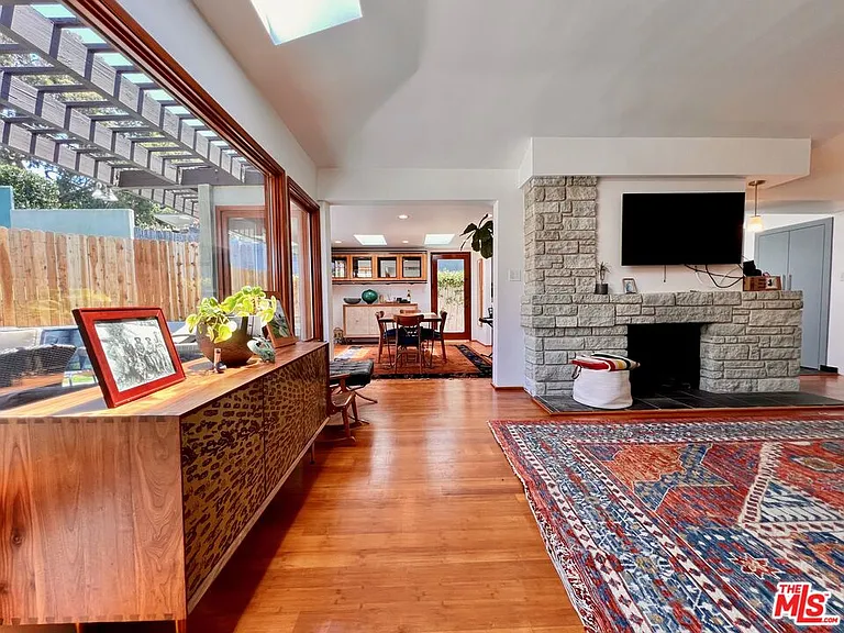 10327 Lorenzo Dr — Photo 12