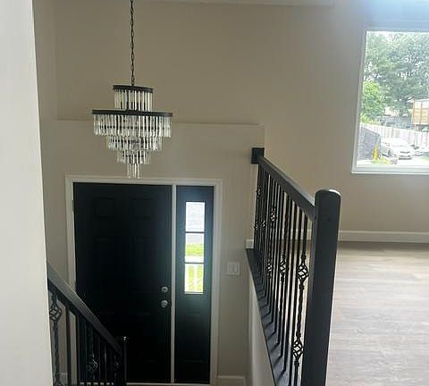 4th image of 1407 Gesna Dr