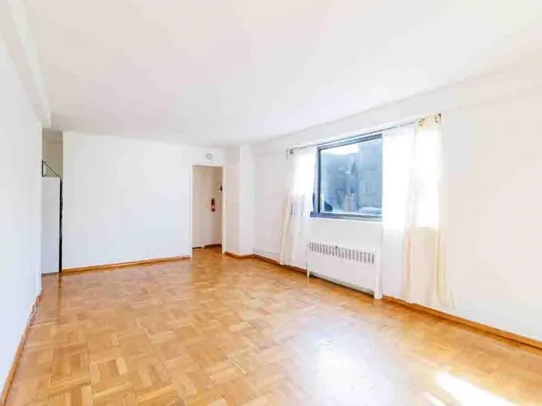 6515 Blvd East image 7 of 37