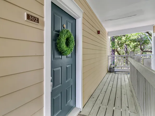 200 Bucksley Ln Unit 302, Daniel Island, SC 29492