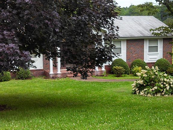 4th image of 7717 Lasata Ln #5