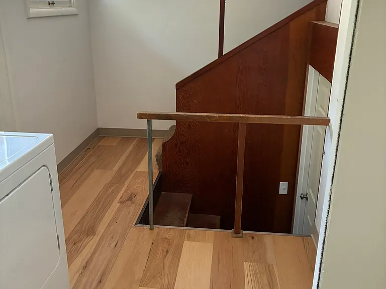 3530 Knob Hill Ln — Photo 2