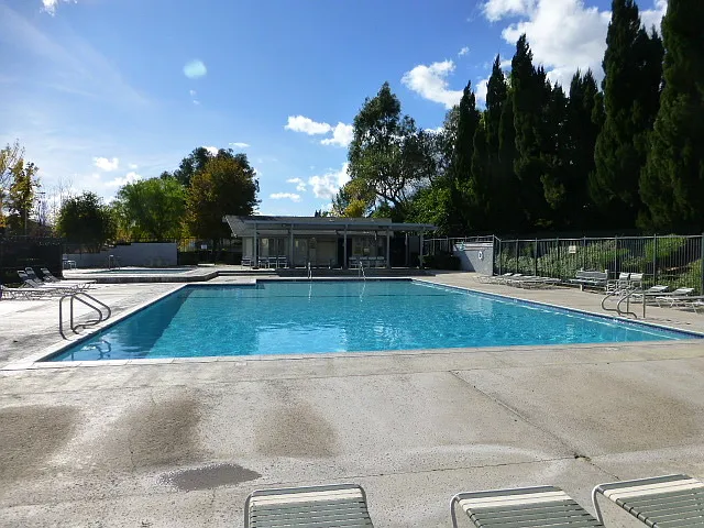 22010 Grovepark Dr — Photo 7