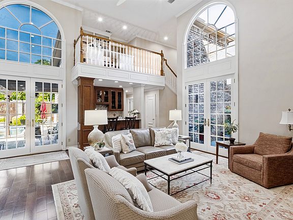 4th image of 12131 Vendome Pl