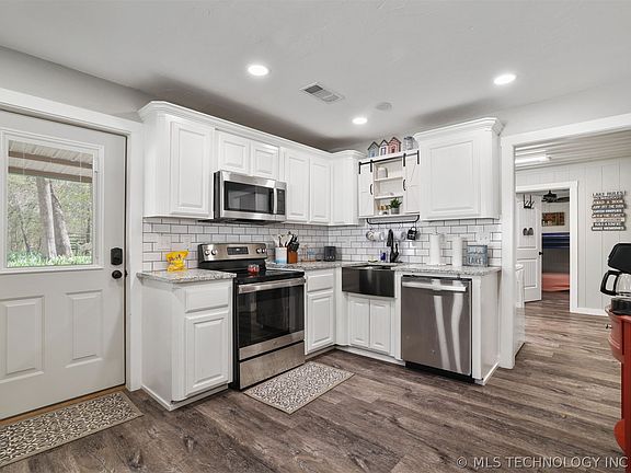 5th image of 536 S Texoma Rd